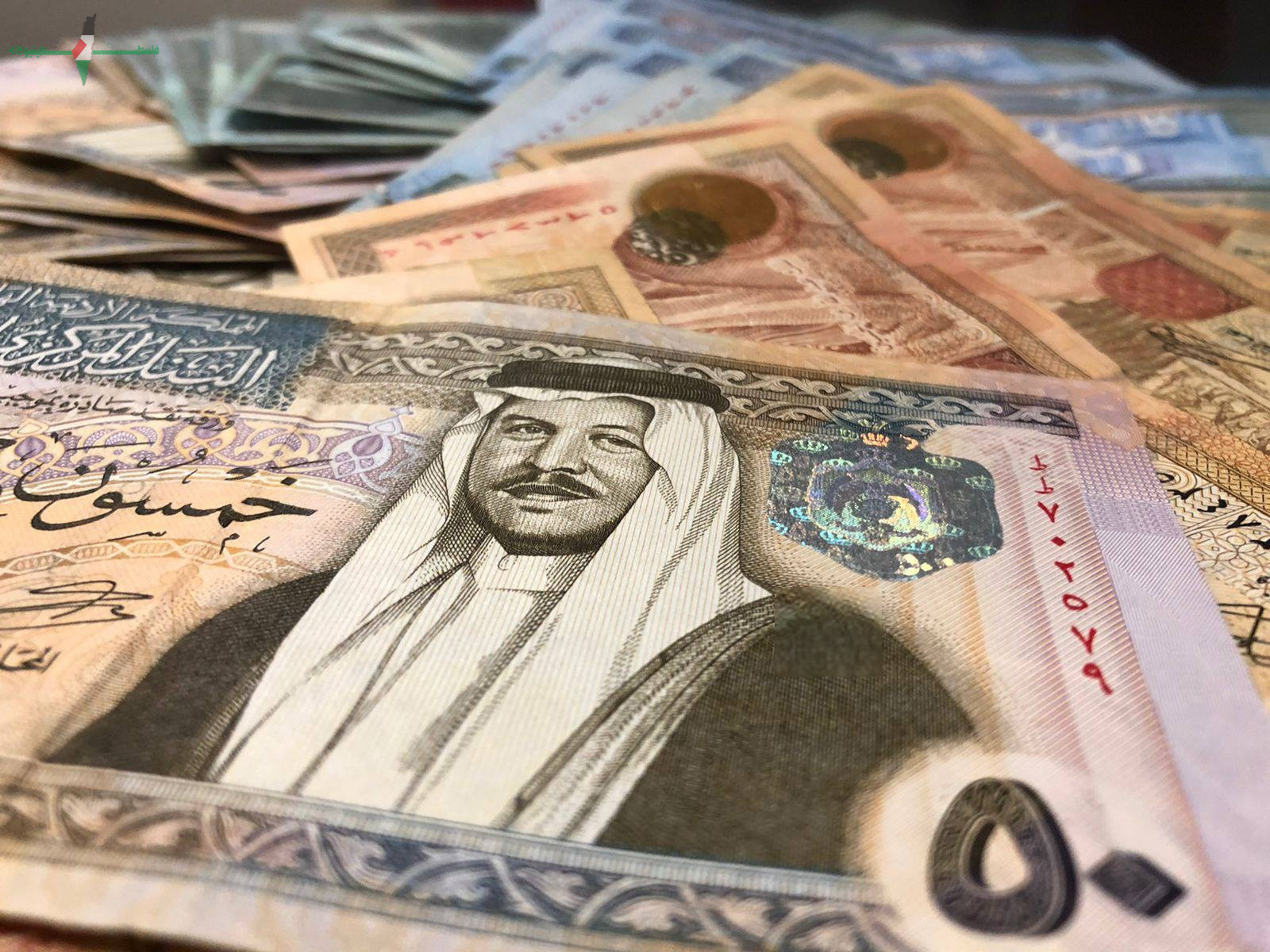 صرف رواتب موظفي الحكومة ومتقاعدي الضمان في الأردن الأربعاء والخميس
