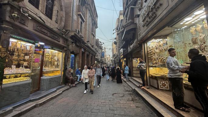 عدم اليقين يهيمن على أسواق الذهب في مصر وسط توقعات بارتفاع الأسعار