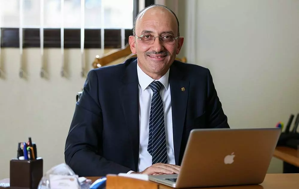 علاء فكري: ارتفاع الخامات والتوترات العالمية يصعّبان تنفيذ وحدات سكن لكل المصريين بأسعار ثابتة.. والتكلفة الفعلية للوحدة تتخطي 2 مليون جنيه