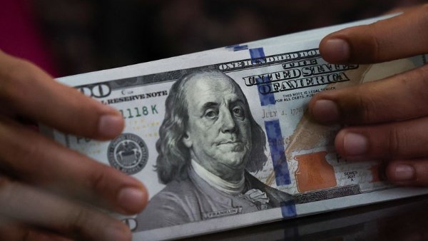 فوق الـ 53.. أسعار الدولار اليوم الثلاثاء بختام التعاملات