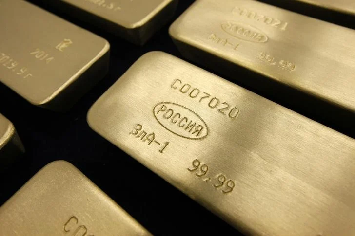 ارتفاع قياسي في سعر الذهب يقترب من مستوى مفصلي قد يغير مسار السوق، هل حان وقت الشراء أم البيع؟