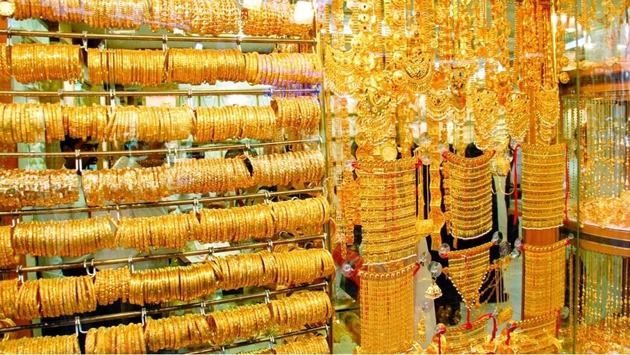 سعر الذهب عيار 21 يسجل 82.8 دينار في السوق المحلية