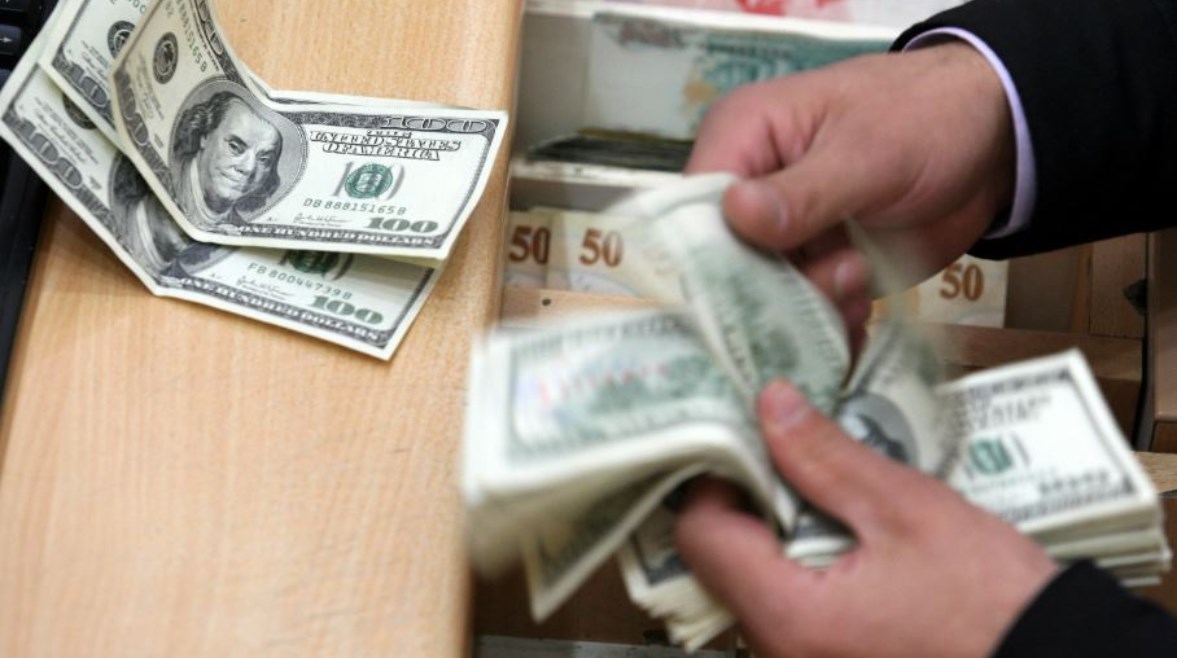 تطورات سعر الدولار أمام الجنيه المصري عقب التراجع الأخير