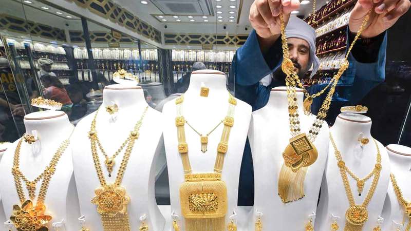 انخفاض أسعار الذهب يعزز الطلب على السبائك بشكل ملحوظ