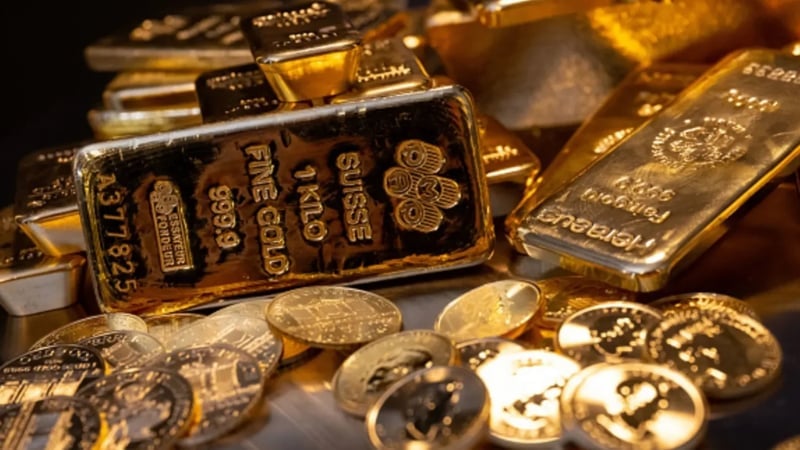 أسعار الذهب تتراجع بشكل حاد اليوم 14 يوليو وسط استمرار الانخفاض السوقي