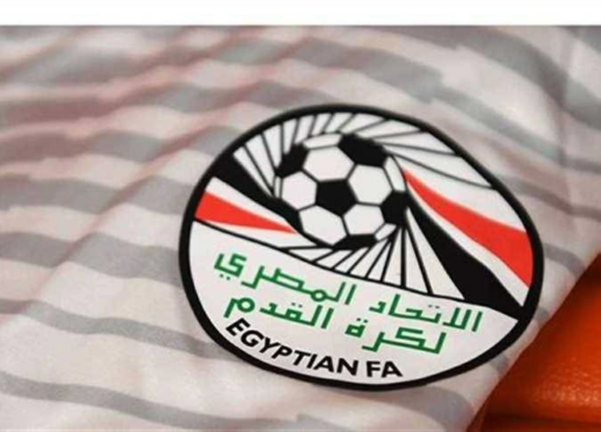 اتحاد الكرة يقرر حذف بيان إهداء سيارات لبعثة منتخب مصر