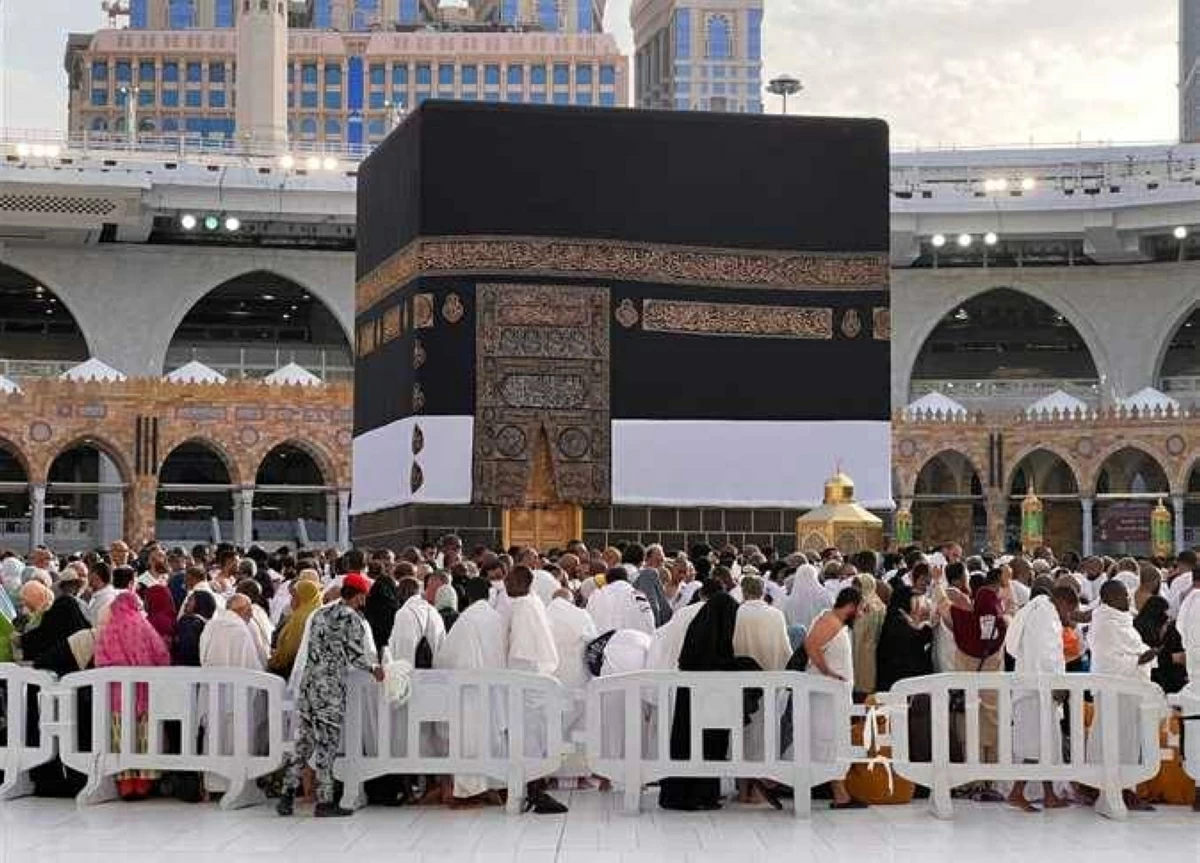 دليل شامل حول أسعار وشروط وأوراق حجز عمرة المولد النبوي 2026
تفاصيل برامج وأسعار ومستندات السفر لعمرة المولد النبوي 2026
كل ما تريد معرفته عن شروط وأسعار حجز عمرة المولد النبوي 2026