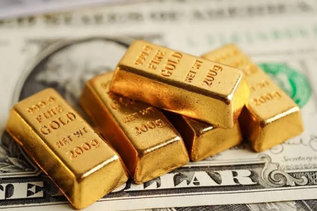 انخفاض سعر الذهب بنسبة 3% مع تصاعد التوتر في الشرق الأوسط