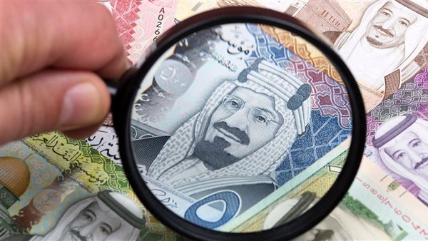تراجع سعر الريال السعودي في البنوك اليوم الأحد 2 أغسطس 2026
سعر الريال السعودي اليوم الأحد 2 أغسطس 2026 يسجل انخفاضاً في البنوك
تحديثات سعر الريال السعودي في البنوك اليوم الأحد 2 أغسطس 2026 بعد تراجعه الأخير