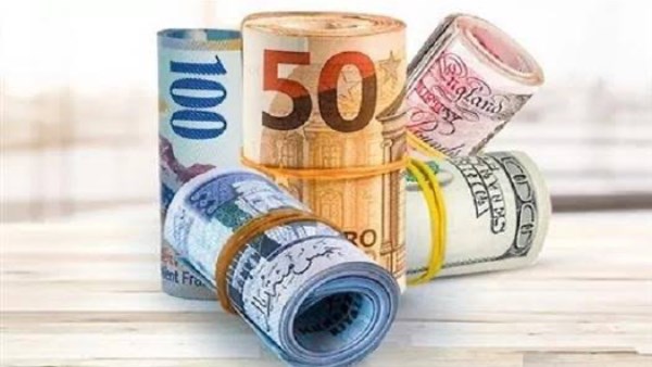 تحديثات أسعار الدولار والريال السعودي والعملات اليوم الإثنين