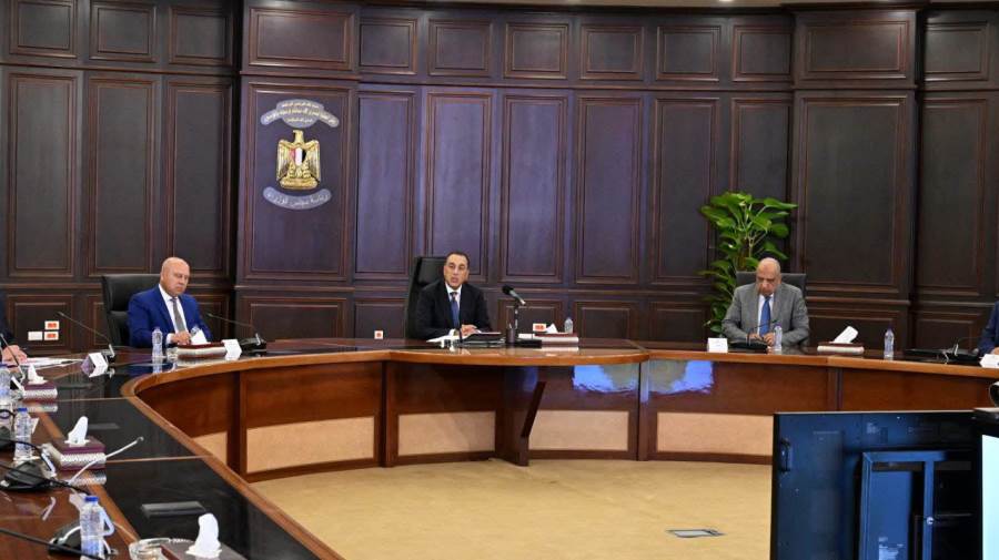 مدبولي يعلن التنسيق مع البنك المركزي لإعداد برنامج اقتصادي وطني لمرحلة ما بعد صندوق النقد
