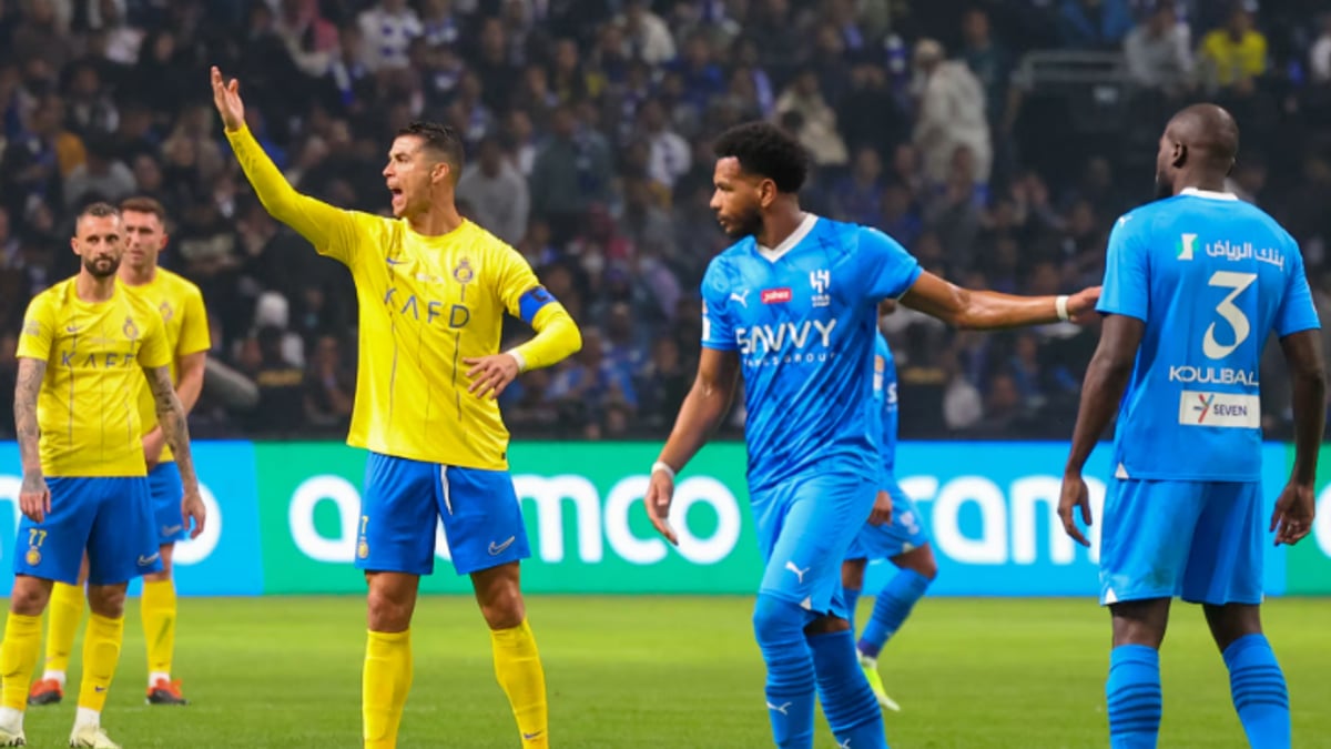 صفقات قياسية تعزز طموحات الهلال وأزمات مالية تلاحق النصر في الدوري السعودي