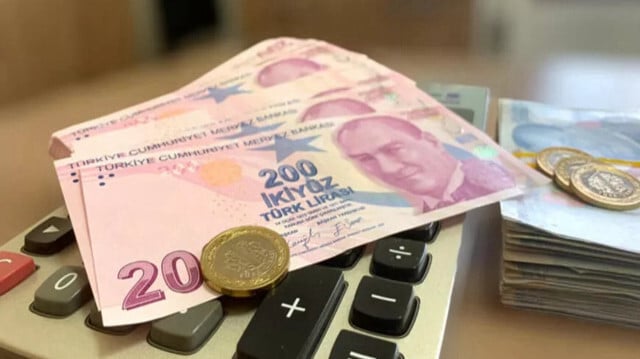 تحديثات أسعار صرف الليرة التركية اليوم مقابل الدولار واليورو والعملات العربية