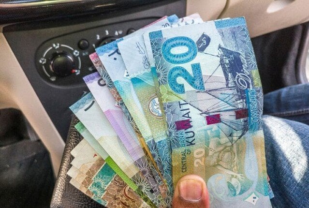 تحديثات سعر صرف الدينار الكويتي في البنوك اليوم الاثنين 13 يوليو 2026