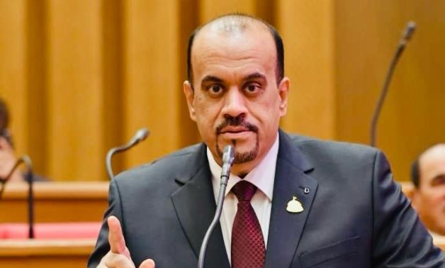 إيهاب إمام يطالب بتشريع قانوني رادع لحماية الخصوصية الرقمية وتجريم التصوير العشوائي للمواطنين بجميع الأماكن