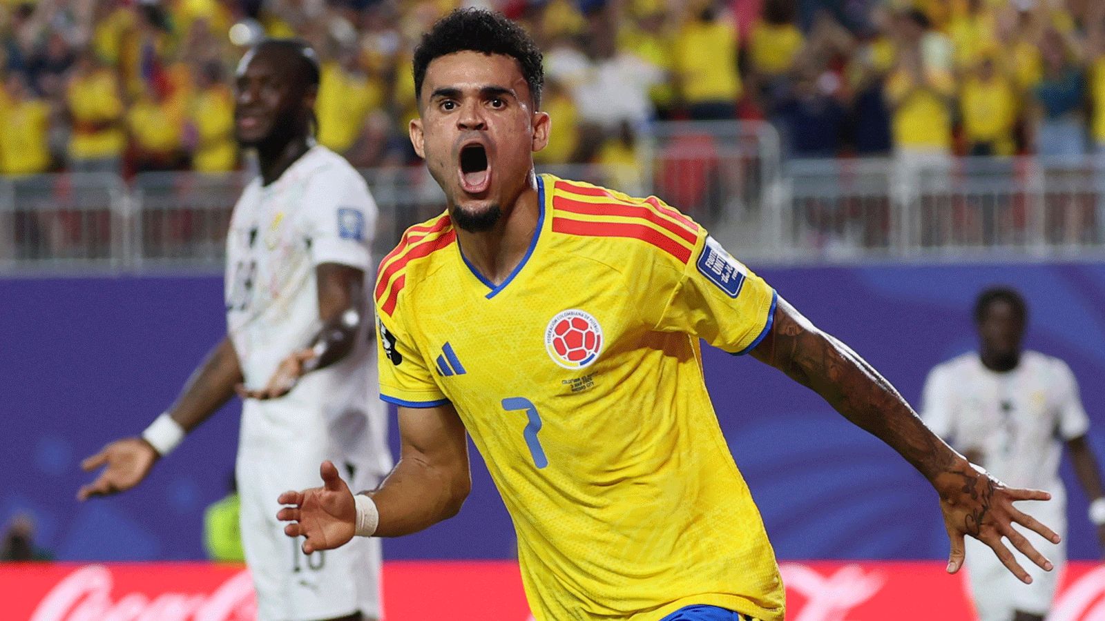 الهلال يسعى لتحقيق حلم التعاقد مع النجم لويس دياز لتعزيز صفوف الفريق في موسم جديد