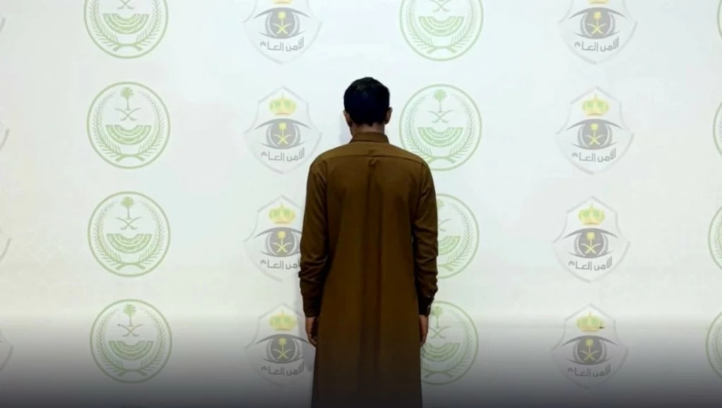 تبوك قوات أمن الدوريات تضبط شخصا مخالفا لنظام الحدود يمارس التسول بشكل غير قانوني