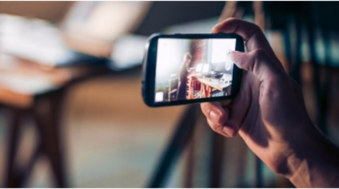 تحرك برلماني عاجل لإنهاء فوضى التصوير في الأماكن العامة حماية لكرامة المواطنين من استغلال صناع المحتوى