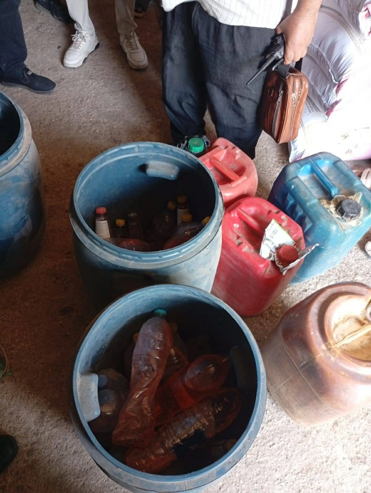 ضربة أمنية قوية تنهي نشاط عصابة تجميع البنزين والمواد مجهولة المصدر في السوق السوداء بأسيوط