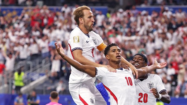 موعد مباراة الأرجنتين ضد إنجلترا في نصف نهائي كأس العالم 2026 والقنوات الناقلة