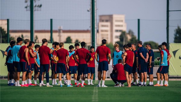 موعد مباراة برشلونة المقبلة بعد الفوز على يوروبا وتألق حمزة عبد الكريم