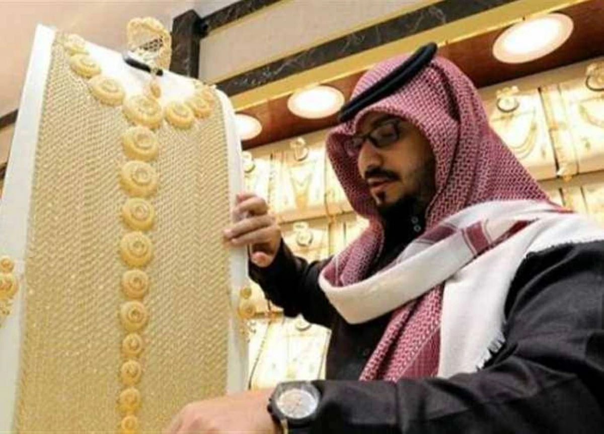 هبوط كبير في سعر الذهب اليوم في السعودية خلال منتصف التعاملات وتغييرات ملحوظة في الأسواق المالية