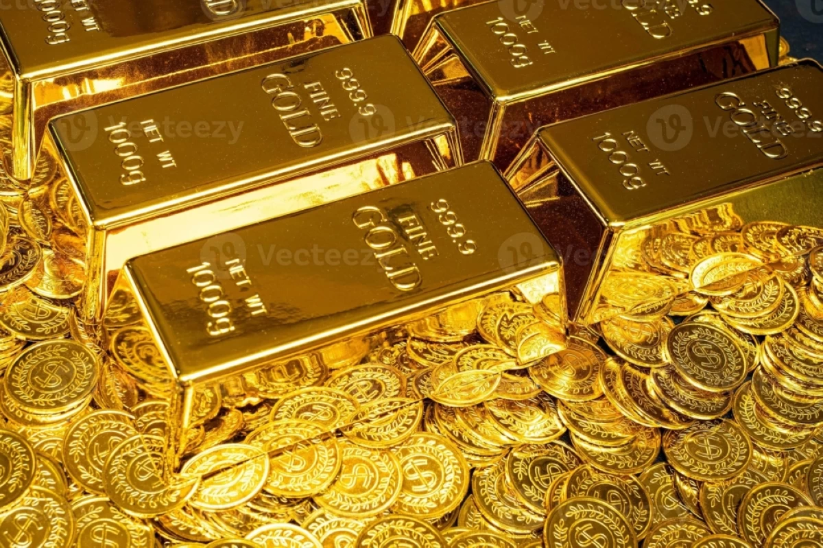 هل يتجه الذهب نحو 6000 دولار أم يقترب من الانهيار وشيك وكيفية الاستثمار فيه في السعودية لعام 2026