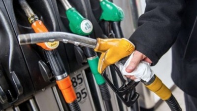 وزارة الطاقة السورية تتوعد المتلاعبين بمواصفات البنزين بعقوبات قاسية بعد تزايد شكاوى المواطنين من تردي الجودة