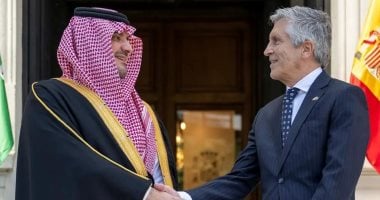 وزير الخارجية السعودية والإسبانية يناقشان تعزيز التعاون الأمني الثنائي وتطوير التعاون الإستراتيجي بين البلدين