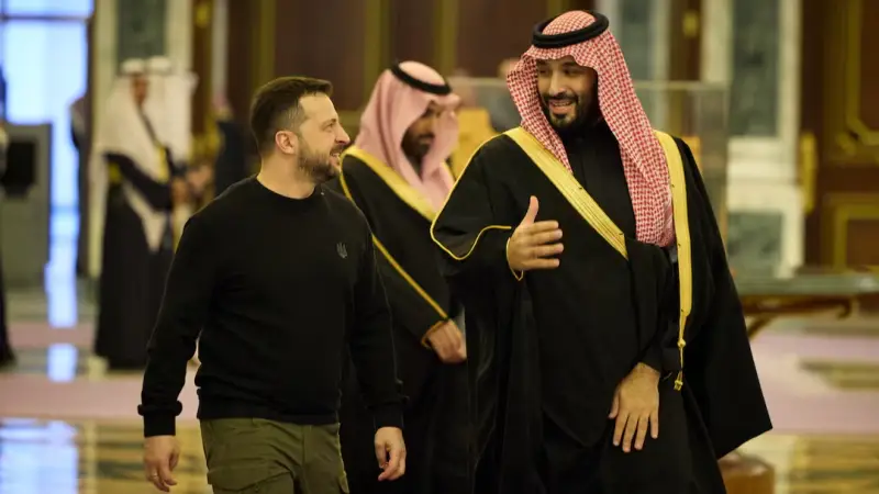 أخبار السعودية وأوكرانيا: زيلينسكي وبن سلمان يبحثان تعزيز التعاون في مجال الطائرات المسيرة
