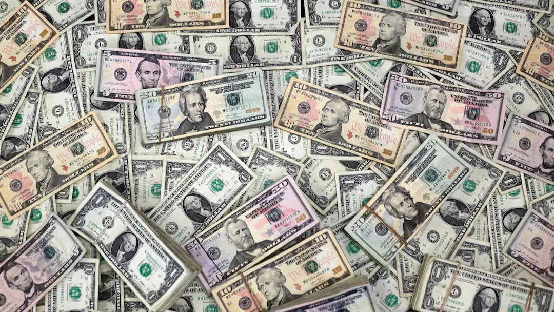 استقرار نسبي يسيطر على أسعار صرف الدولار في سوريا اليوم الأربعاء 26 أغسطس 2026
