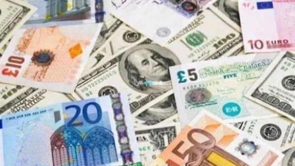 هبوط جديد لأسعار الدولار واليورو والريال السعودي في تعاملات اليوم