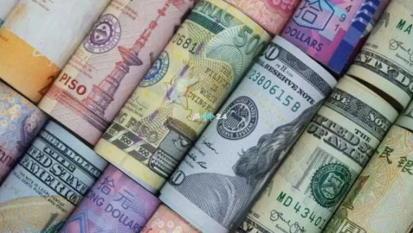 تحديثات أسعار العملات العربية والأجنبية أمام الجنيه المصري اليوم الأربعاء