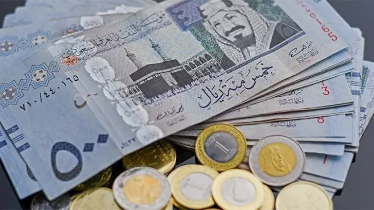 تراجع سعر الريال السعودي أمام الجنيه في 5 بنوك اليوم 3 أغسطس 2026
انخفاض سعر الريال السعودي مقابل الجنيه المصري في 5 بنوك اليوم 3 أغسطس 2026
الريال السعودي يسجل تراجعاً أمام الجنيه في 5 بنوك اليوم 3 أغسطس 2026