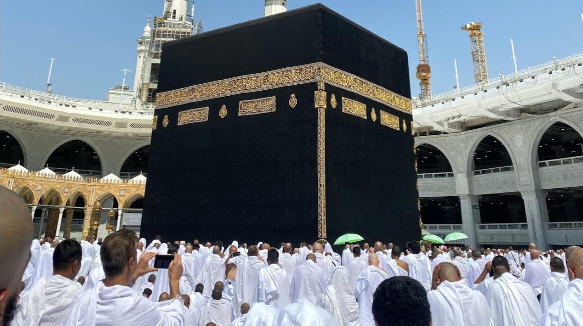 أسعار العمرة الاقتصادية 2026 تبدأ من 34 ألف جنيه وتفاصيل باقات الـ 5 نجوم