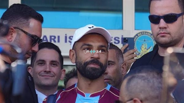 أحمد موسى يكشف كواليس انتقال محمد صلاح إلى طرابزون سبور التركي