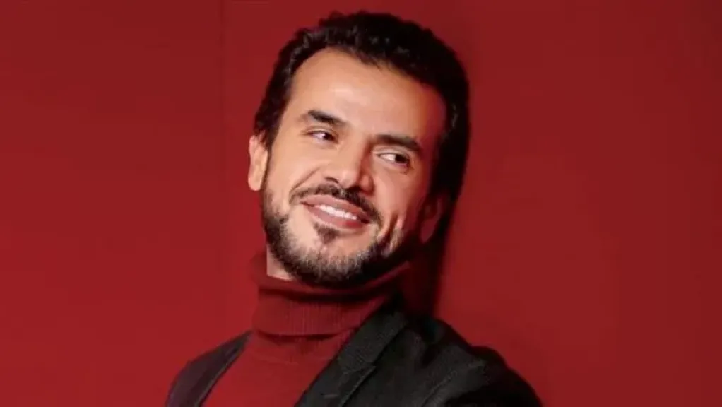 سامو زين يشن هجوماً عنيفاً على اللجان الإلكترونية ويتهمها بالهدم والتدمير