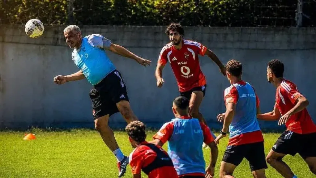 وائل جمعة يتواجد في تدريبات الأهلي بإسبانيا استعدادا للموسم الجديد