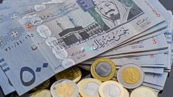 أسعار الريال السعودي مقابل الجنيه المصري في البنوك اليوم الأحد 30 أغسطس 2026
تحديث سعر الريال السعودي أمام الجنيه المصري بالبنوك الأحد 30 أغسطس 2026
قيمة الريال السعودي مقابل الجنيه في البنوك المصرية اليوم الأحد 30 أغسطس 2026