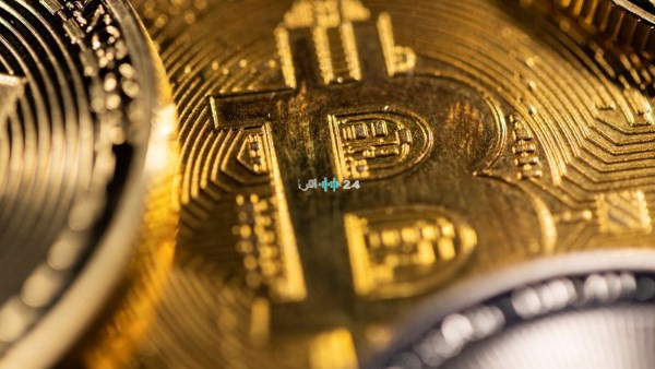 تراجع بتكوين دون مستوى 80 ألف دولار وسولانا تقود انتعاشة العملات الكبرى