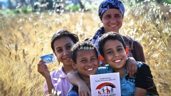 <p>إليك عدة خيارات احترافية تلتزم بجميع الشروط (بدون علامات ترقيم، وبطول يتراوح بين 12 و16 كلمة):</p>
<p><strong>الخيار الأول:</strong>
رابط استعلام تكافل وكرامة بالرقم القومي وكيفية معرفة موعد صرف المعاشات من وزارة التضامن الاجتماعي</p>
<p><strong>الخيار الثاني:</strong>
خطوات استعلام تكافل وكرامة بالرقم القومي لمعرفة قيمة المعاش وموعد الصرف عبر موقع وزارة التضامن</p>
<p><strong>الخيار الثالث:</strong>
طريقة الاستعلام عن معاش تكافل وكرامة بالرقم القومي لمعرفة حالة الطلب وموعد صرف المبالغ المالية</p>