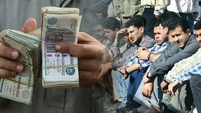 <p>إليك عدة خيارات احترافية، اختر منها ما يناسبك (جميعها تلتزم بالشروط بدقة):</p>
<p><strong>الخيار الأول (تركيز على التفاصيل والاستعلام):</strong>
تفاصيل صرف منحة المولد النبوي 2026 بقيمة 1500 جنيه للفئات المستحقة وكيفية الاستعلام عن الأسماء</p>
<p><strong>الخيار الثاني (أسلوب جذاب وبشرى سارة):</strong>
بشرى سارة للفئات المستحقة موعد صرف منحة المولد النبوي 2026 بقيمة 1500 جنيه وشروط الحصول عليها</p>
<p><strong>الخيار الثالث (أسلوب خبري مباشر):</strong>
تعرف على موعد صرف منحة المولد النبوي 2026 بقيمة 1500 جنيه والفئات المستحقة للحصول على الدعم</p>