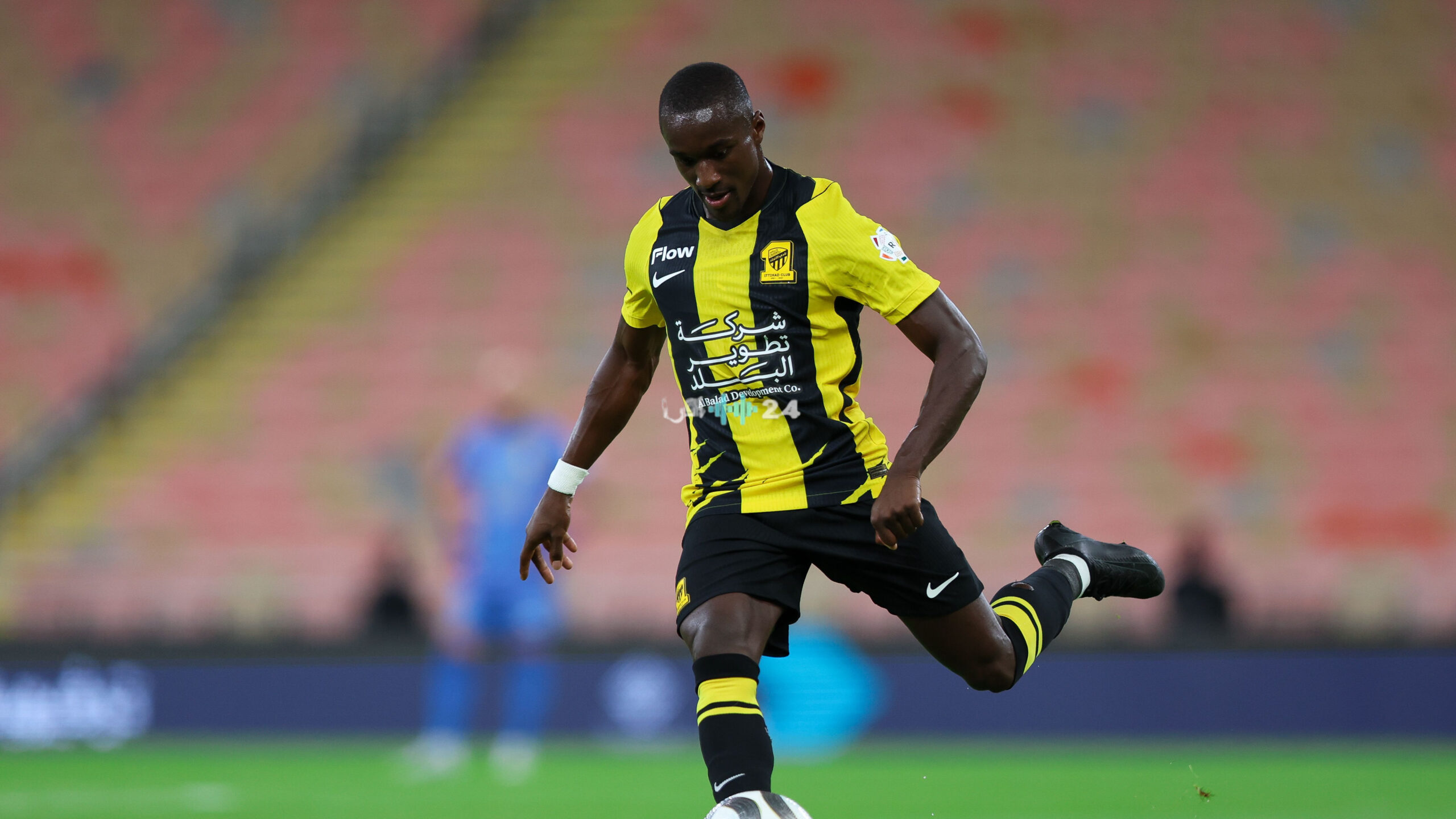 باير ليفركوزن يسعى لاستعادة موسى ديابي من الاتحاد وسط تفاؤل بحسم الصفقة