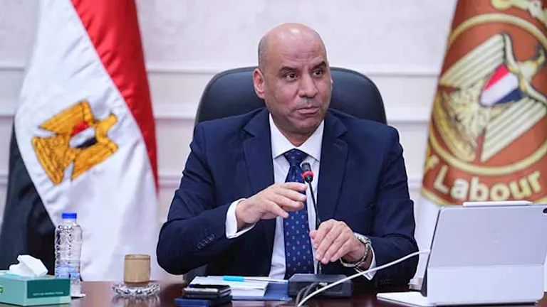 بشرى سارة لـ 249 ألف عامل بدء صرف منحة المولد النبوي بقيمة 1500 جنيه لكل فرد