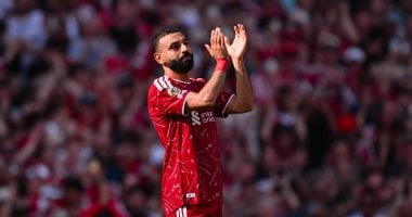 ذكرى السوبر الأوروبي تشعل حماس محمد صلاح قبل صدامي باريس وأستون فيلا