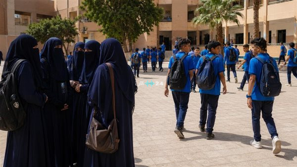 تعليم قنا تحسم الجدل حول منشور النقاب بمدرسة دشنا وتعلن بدء التحقيقات