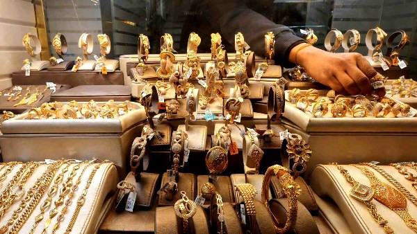 دون تغيير.. سعر الذهب الآن