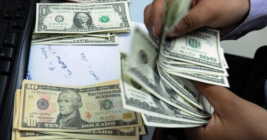 أسعار الدولار في بنك الإسكندرية تصل إلى 52.17 جنيه تعرف على سعره في 8 بنوك أخرى