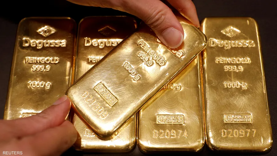 الذهب يتعرض لضغوط مع ترقب بيانات التضخم الأميركية ويواجه خسائر شهرية محتملة