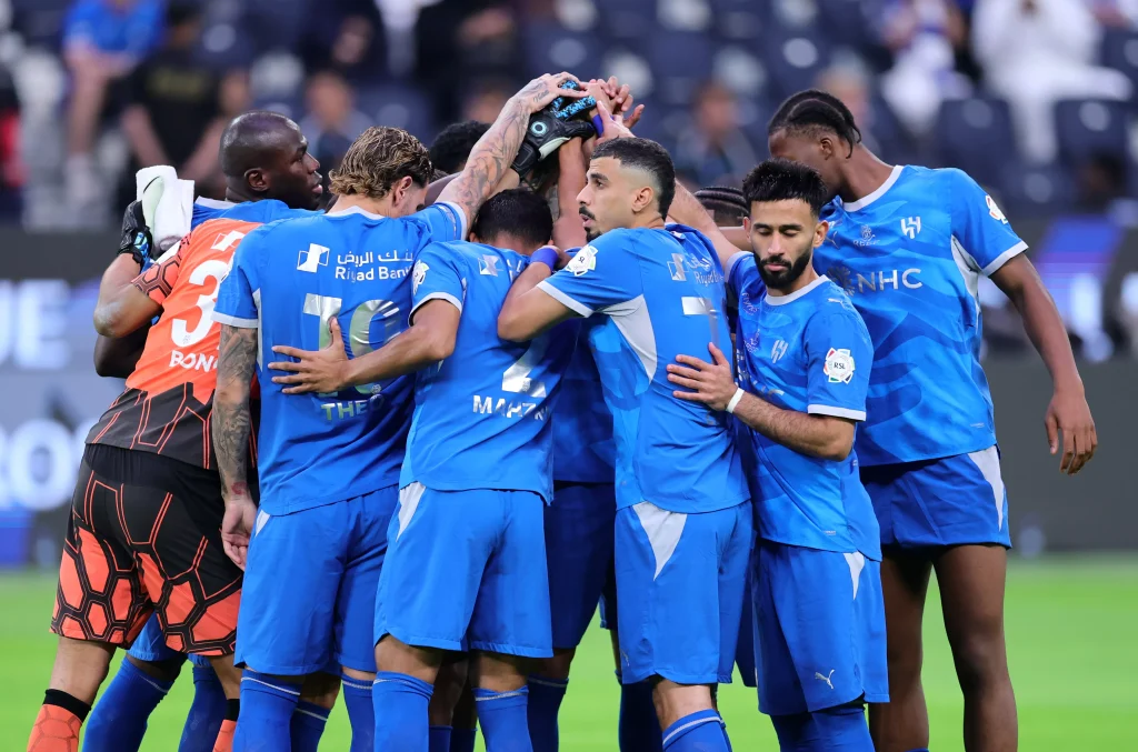 موقف ياسين بونو وسامرفيل من المشاركة مع الهلال ضد التعاون